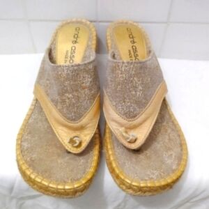 CLEARANCE Andre Assous Espadrilles Annette Wedge Sandals Bronze Toast US 10